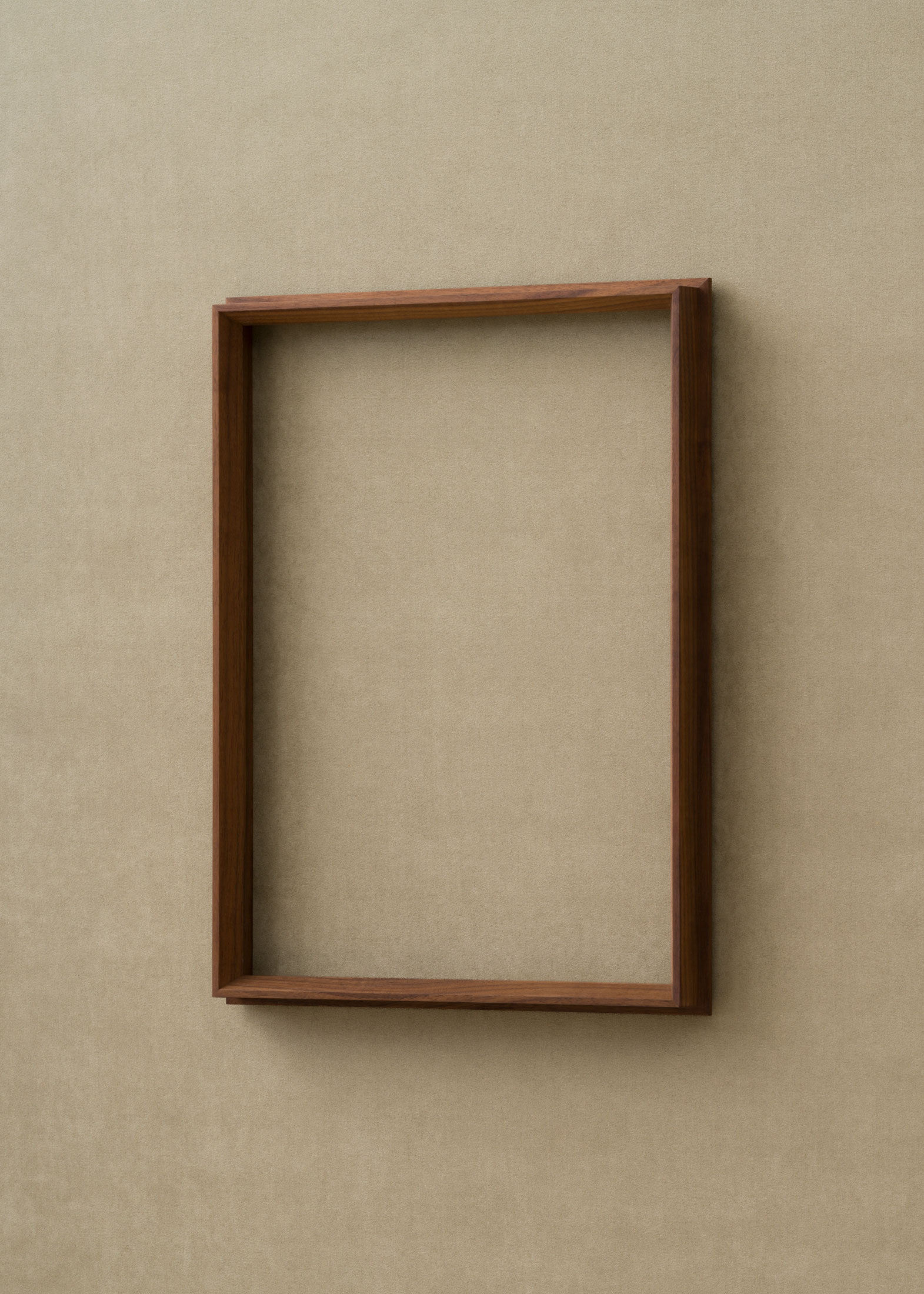 Mentze Ottenstein MO1 Walnut Frame